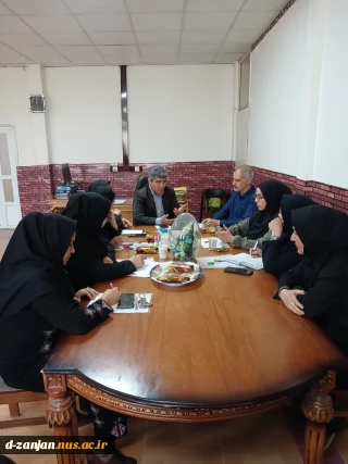 جلسه برنامه ریزی مسئولین گروه های آموزشی جهت تدوین برنامه ترم یک سال 1405-1404