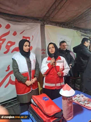 برپایی غرفه‌های آموزشی، فرهنگی و خدماتی توسط کانون هلال احمر آموزشکده دختران قائم(عج)  دانشگاه ملی مهارت استان زنجان